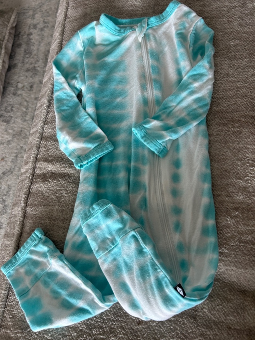 Kyte baby Teal & White Tie-Dye Zip Romper